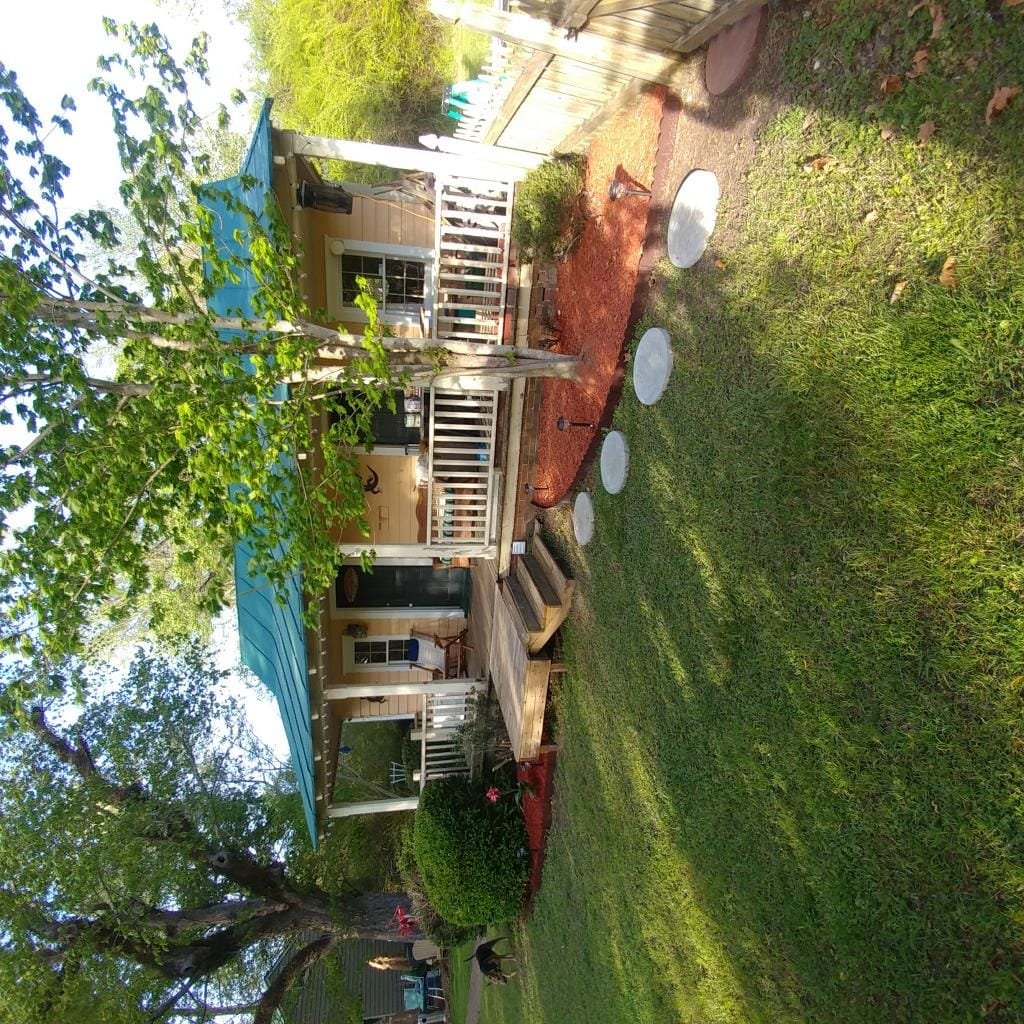 Front porch at guest house