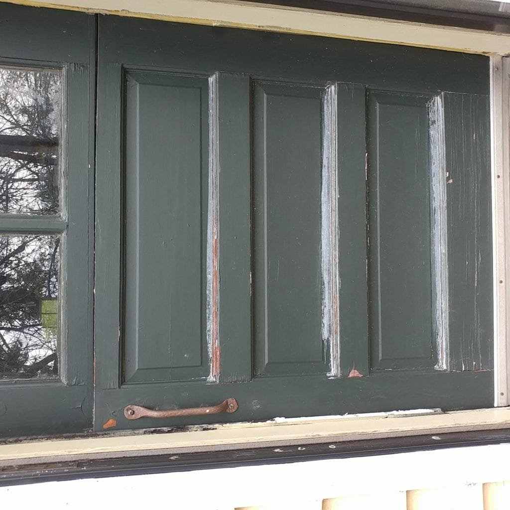 den door old