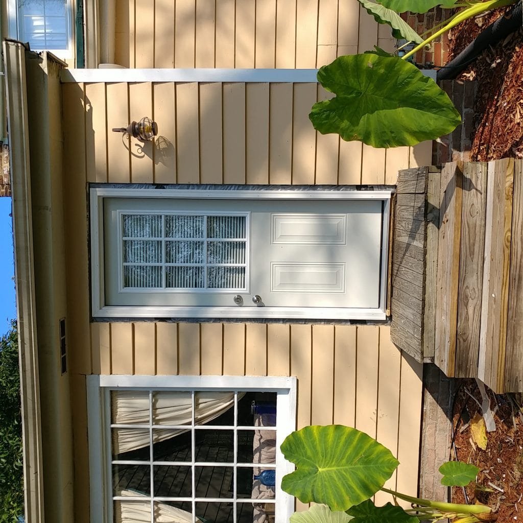 new den door
